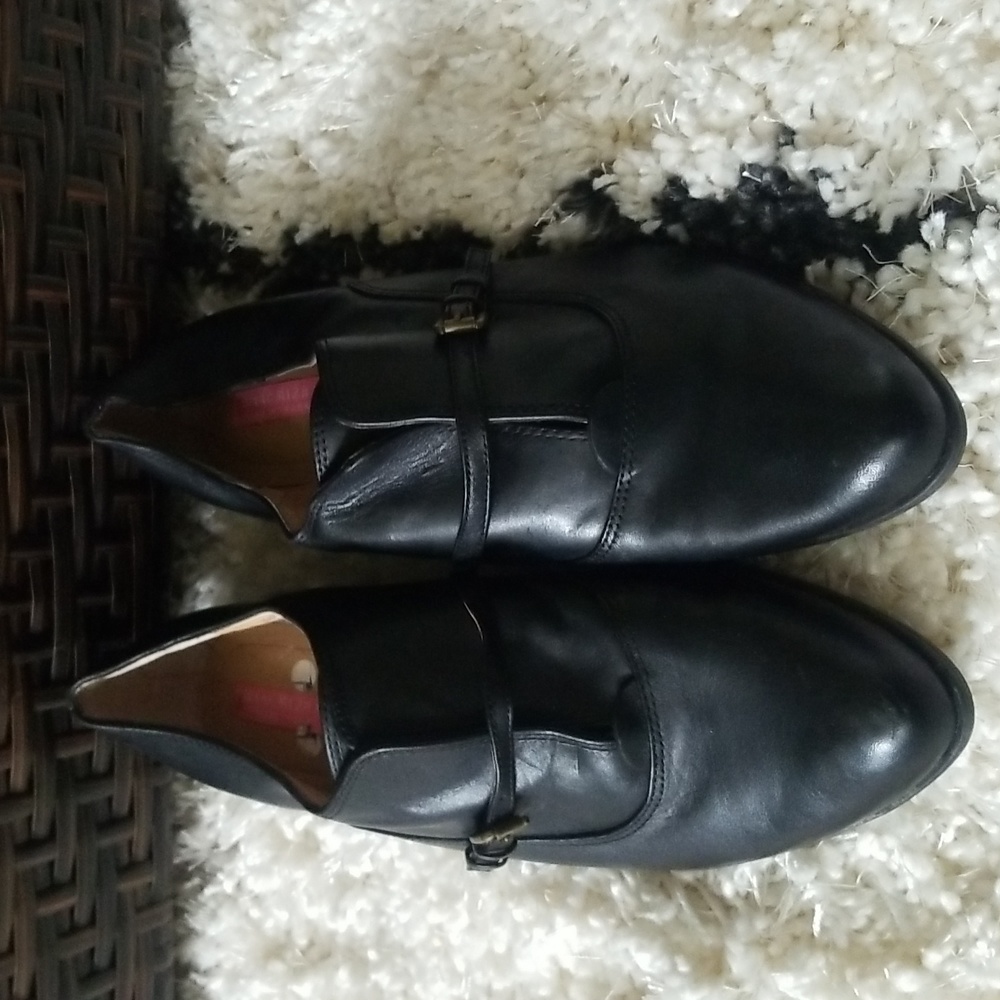 Issac Mizrahi leather loafers